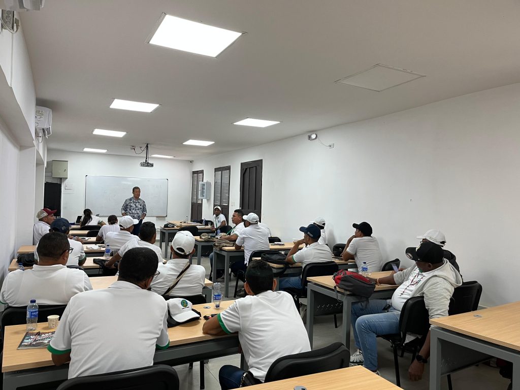 Banasan impulsa el crecimiento integral de los trabajadores
